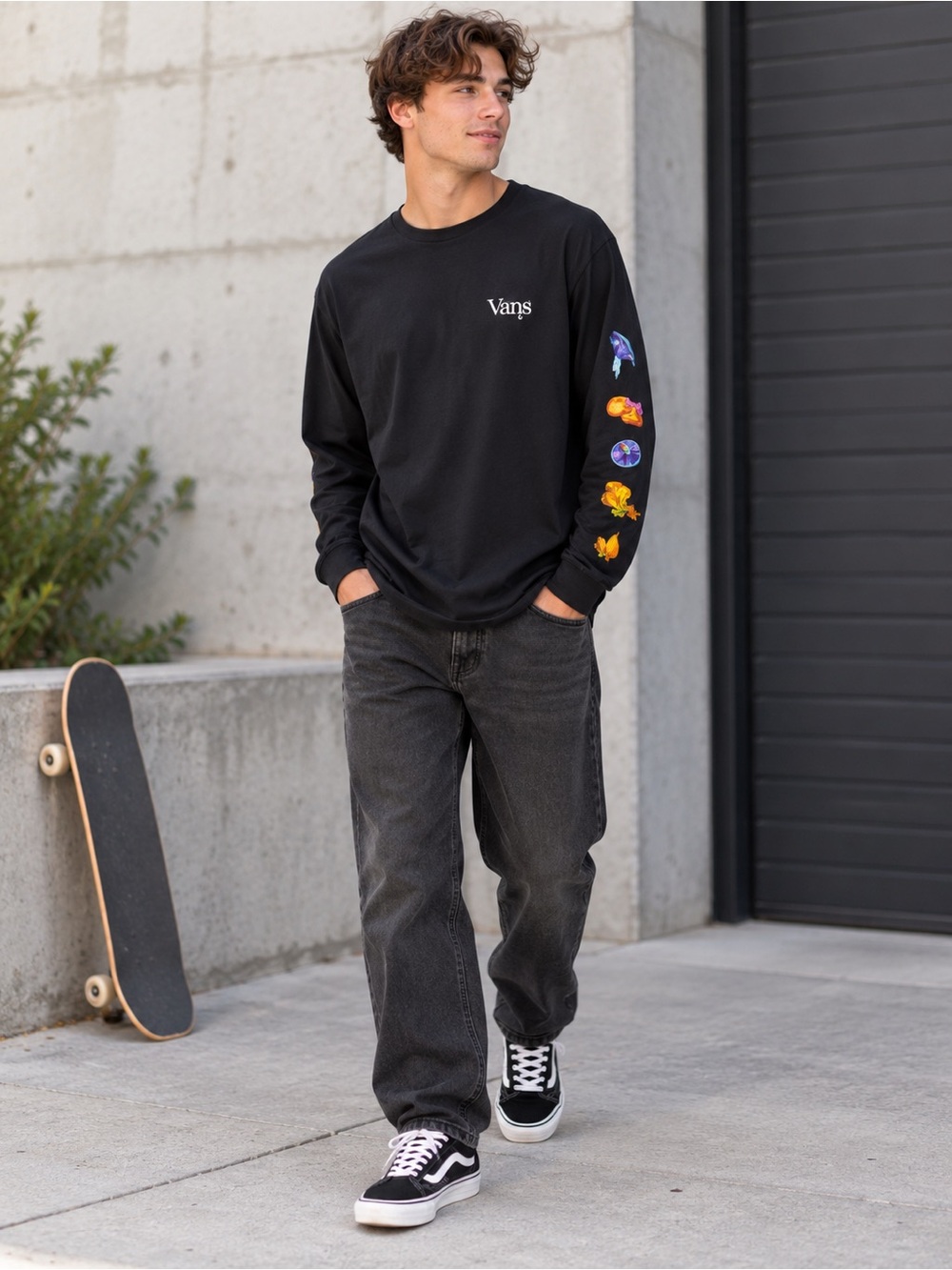 Vans Black Long Sleeve Graphic Sleeve Tee Shirt Men’s Medium